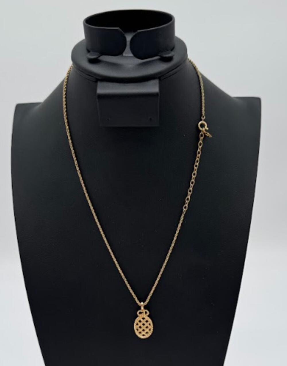 Vintage Christian Dior Gold CD Logo Lattice Oval Pendant Necklace